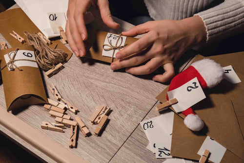 Hur gör man en egen julkalender?