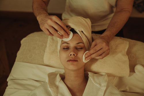 Spaupplevelse - ansiktsbehandling