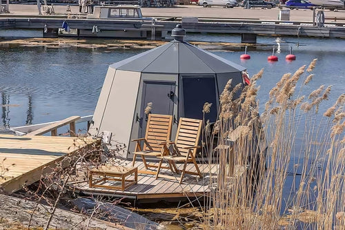 Unik övernattning - Bo i igloo i Stockholm