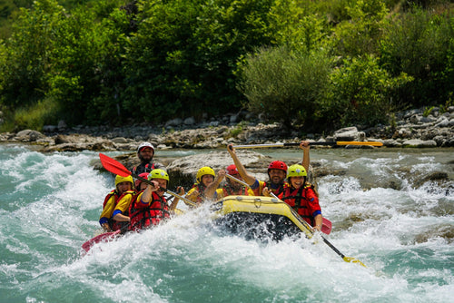 Äventyrsupplevelse - forsränning