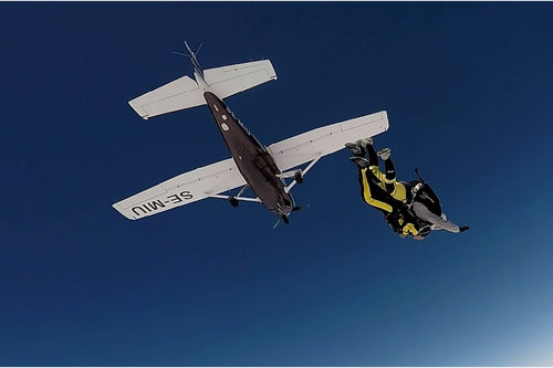 Hoppa fallskärm i Örebro