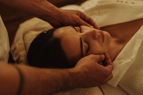 klassisk ansiktsbehandling