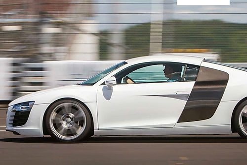 Kör Audi R8 på racingbana