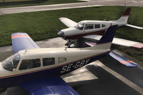 Spaka flyget själv i Borlänge