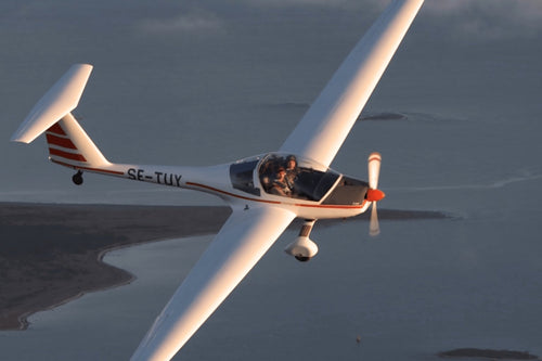 Spaka flyget själv i Stockholm